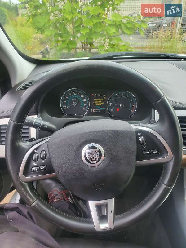 Седан Jaguar XF 2013 в Львове фото 15 Седан Jaguar XF 2013 в Львове