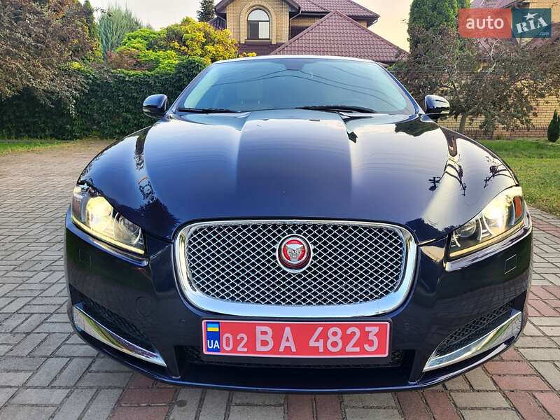 Седан Jaguar XF 2013 в Запорожье