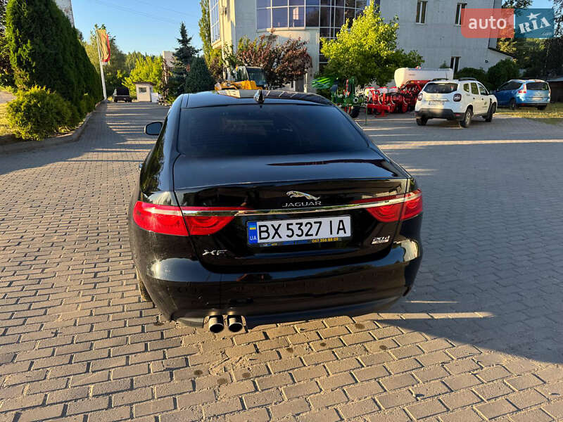 Седан Jaguar XF 2016 в Хмельницькому