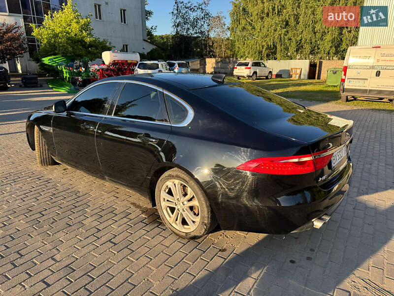 Седан Jaguar XF 2016 в Хмельницькому