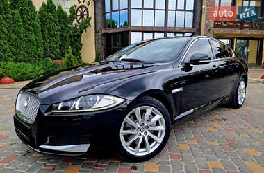 Седан Jaguar XF 2012 в Тернополе