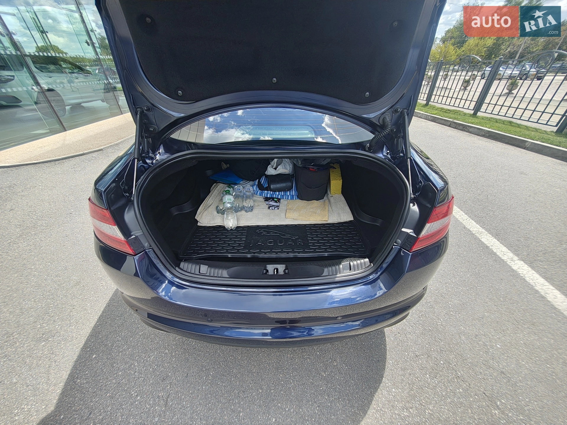 2015 Jaguar XF - мініатюра 30