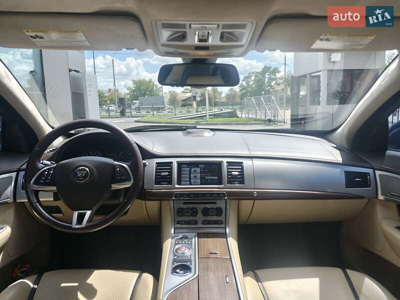 Седан Jaguar XF 2015 в Харькове фото 36 Седан Jaguar XF 2015 в Харькове