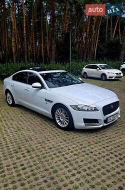 Седан Jaguar XF 2015 в Києві