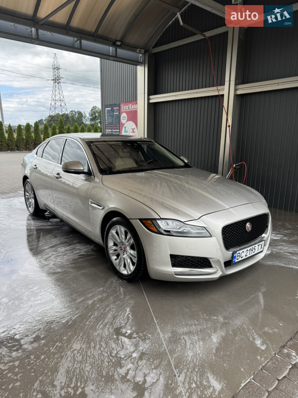 2017 Jaguar XF - мініатюра 39