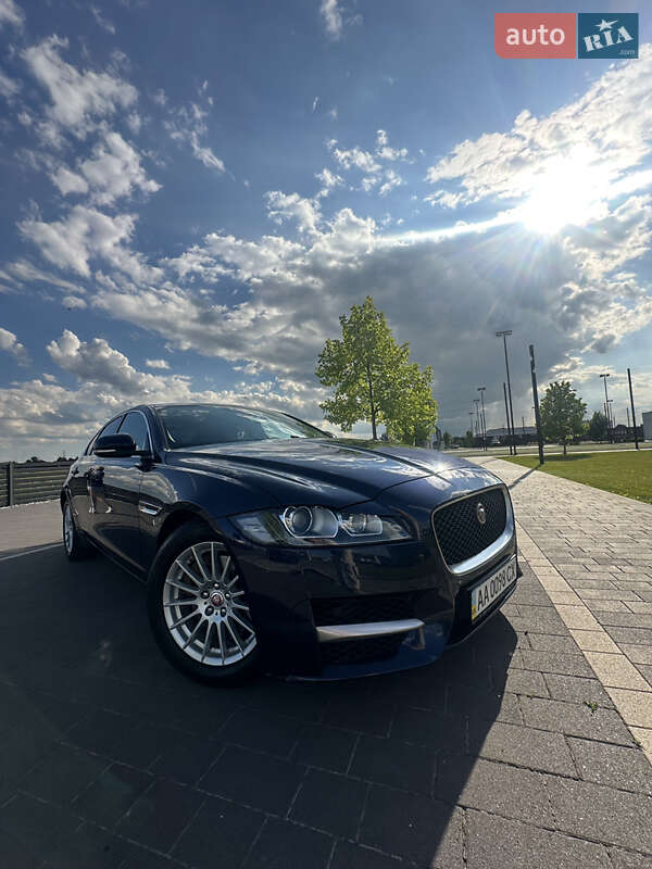 Jaguar XF 2017