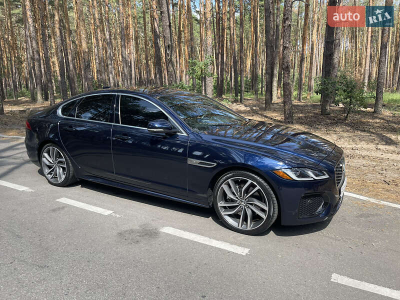 Седан Jaguar XF 2024 в Полтаве