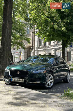 Седан Jaguar XF 2016 в Днепре