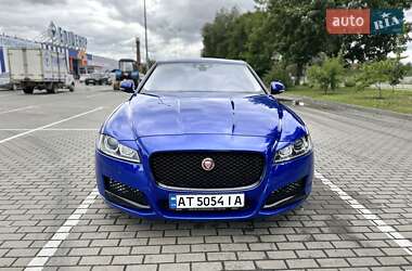Седан Jaguar XF 2016 в Коломиї