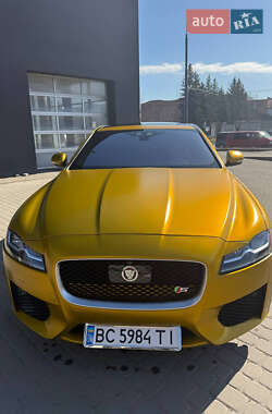 Седан Jaguar XF 2016 в Львові