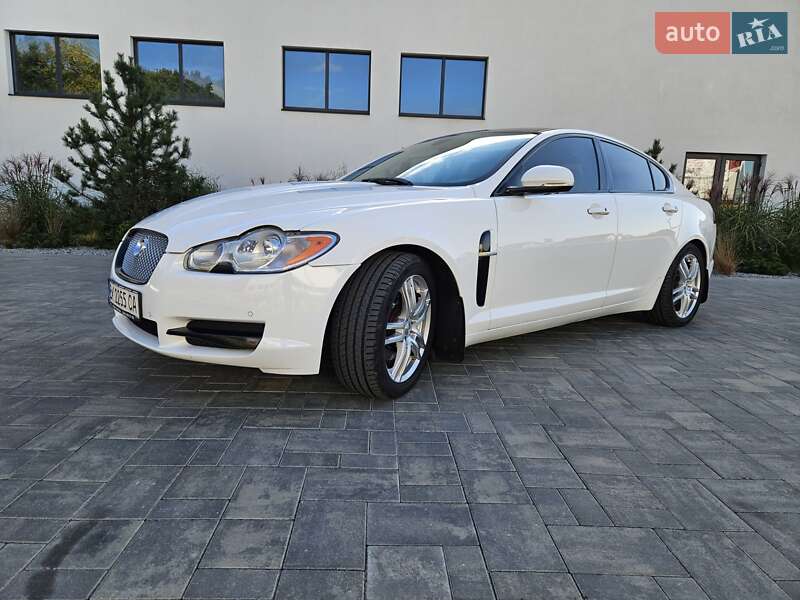 Седан Jaguar XF 2010 в Луцьку фото 4 Седан Jaguar XF 2010 в Луцьку