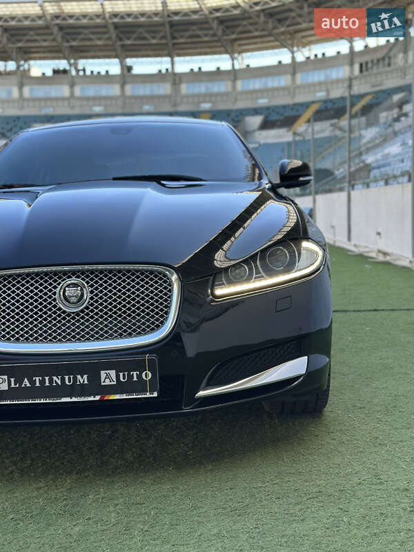 Седан Jaguar XF 2013 в Одессе