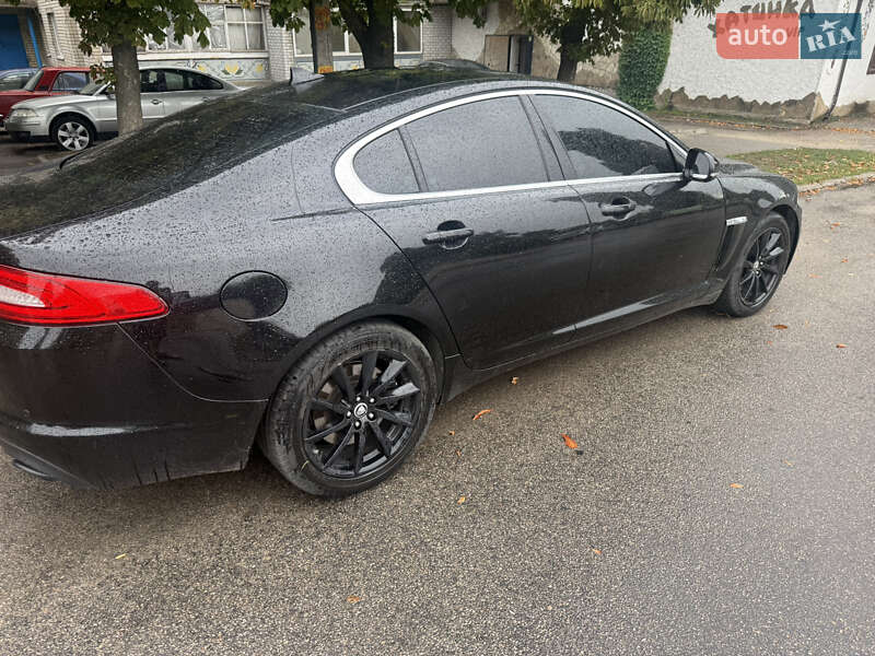 Седан Jaguar XF 2012 в Кропивницькому