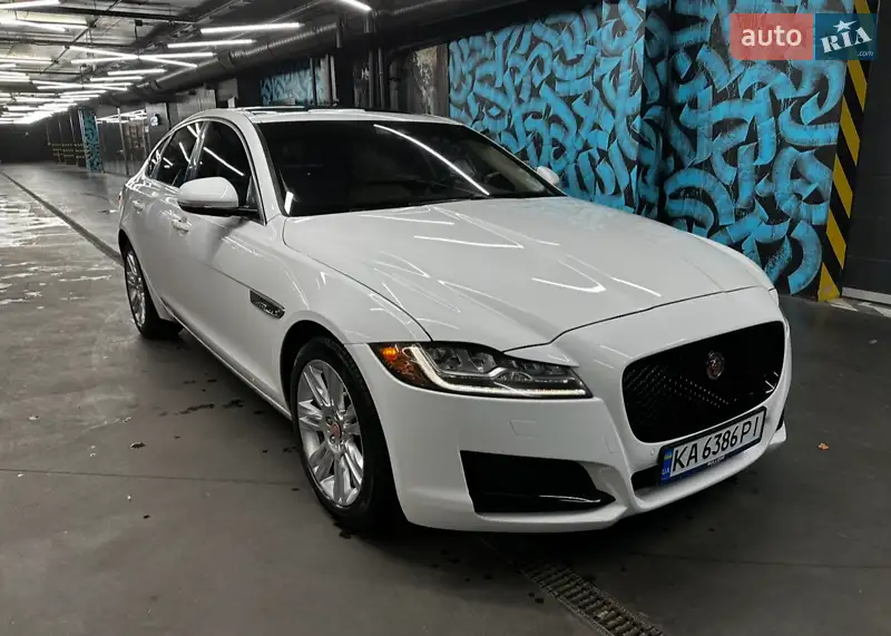 Jaguar XF 2017