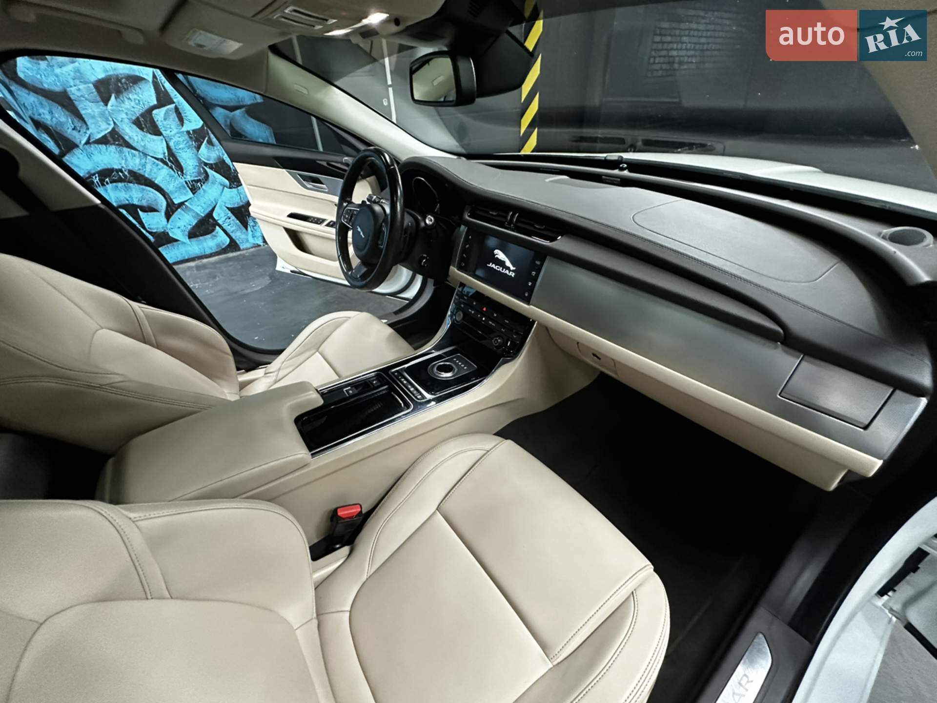 2017 Jaguar XF - мініатюра 41