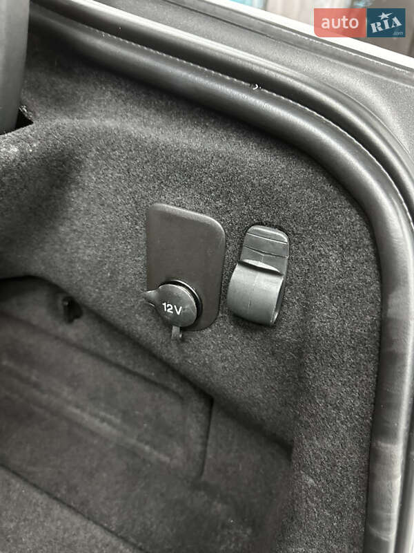 Седан Jaguar XF 2017 в Києві