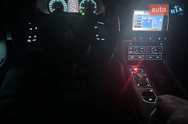 Седан Jaguar XF 2008 в 
