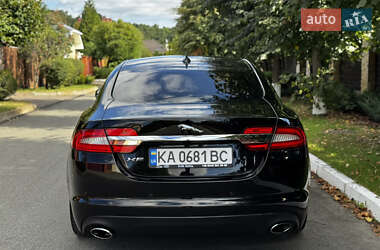Седан Jaguar XF 2013 в 