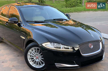 Седан Jaguar XF 2014 в 