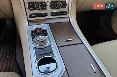Седан Jaguar XF 2014 в 