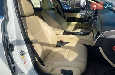 Седан Jaguar XF 2014 в 