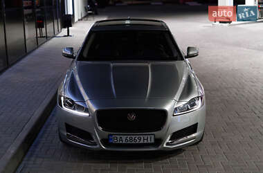 Седан Jaguar XF 2015 в Кропивницком