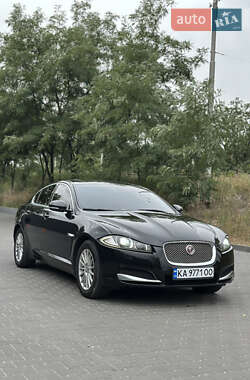 Седан Jaguar XF 2013 в 