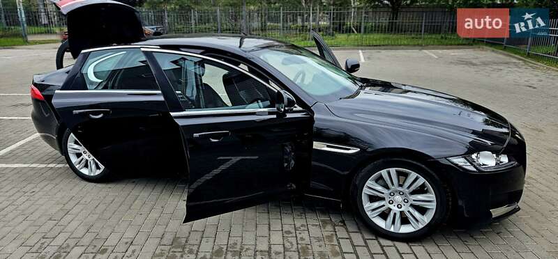 Jaguar XF 2016