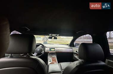 Седан Jaguar XF 2008 в  фото 13 Седан Jaguar XF 2008 в