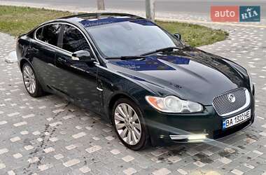 Седан Jaguar XF 2009 в 