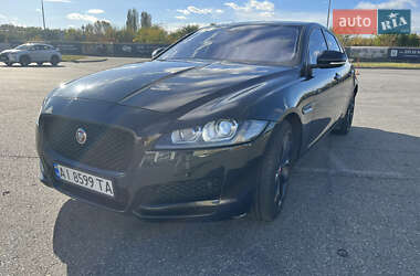 Седан Jaguar XF 2016 в 