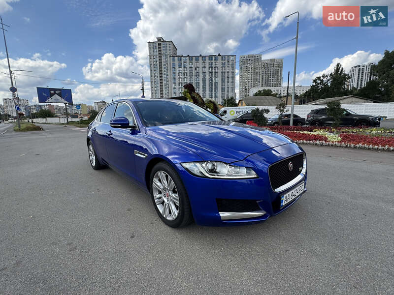 Седан Jaguar XF 2016 в Киеве фото 26 Седан Jaguar XF 2016 в Киеве