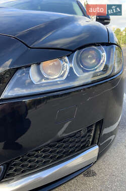 Седан Jaguar XF 2016 в 