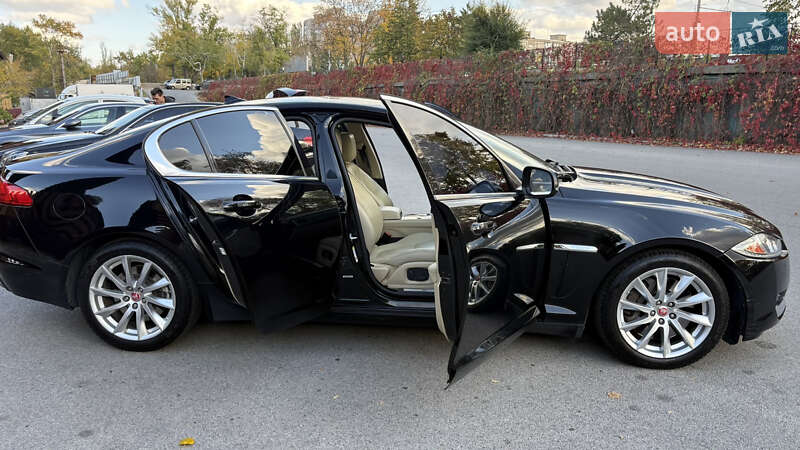 Седан Jaguar XF 2014 в Днепре