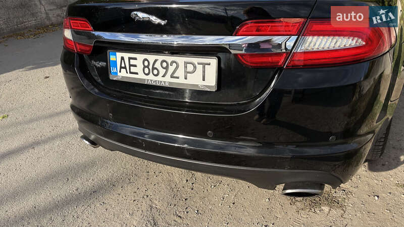 Седан Jaguar XF 2014 в Днепре