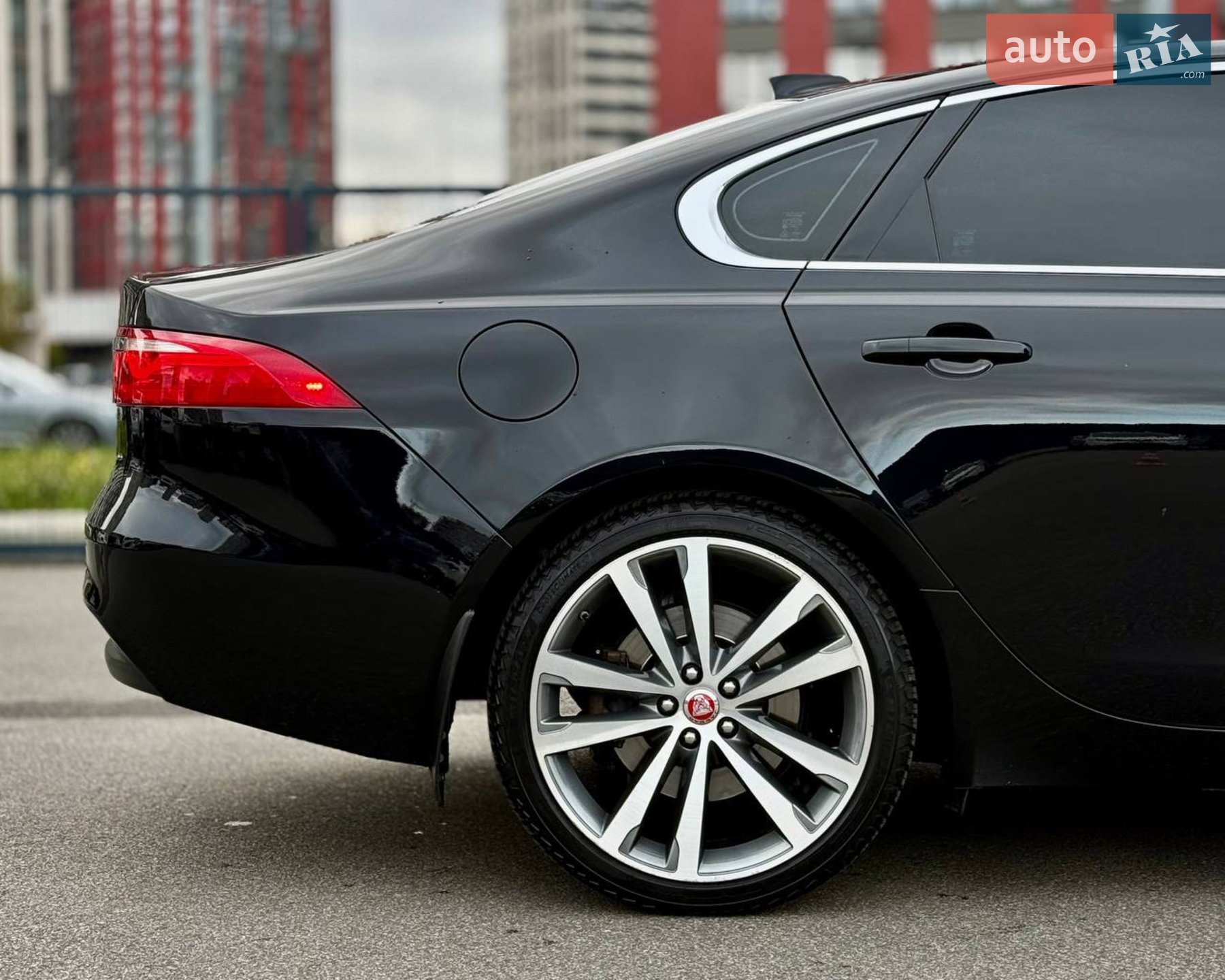 2016 Jaguar XF - мініатюра 13