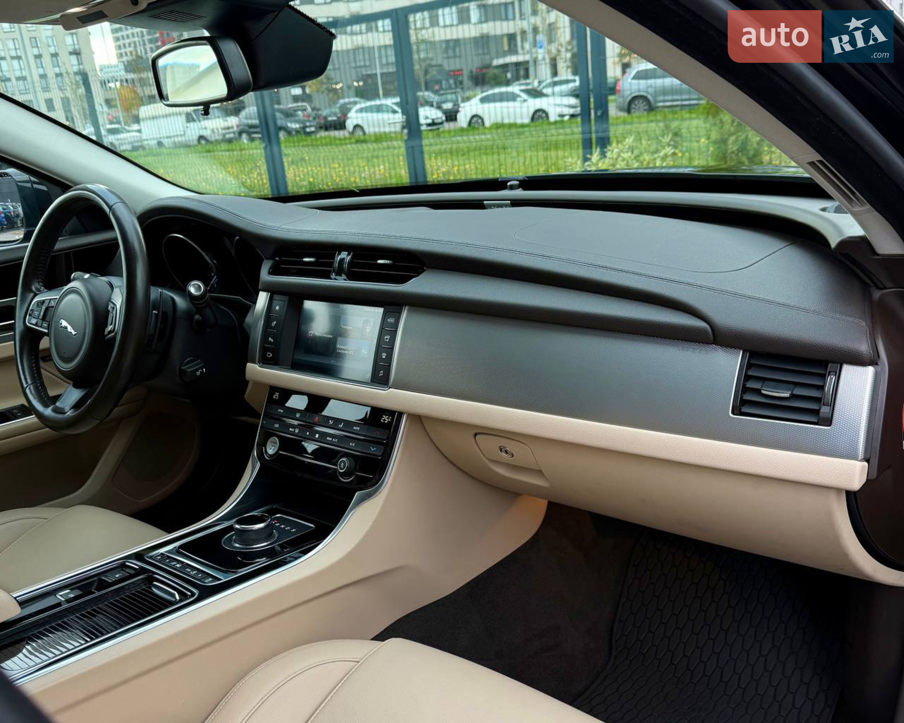 2016 Jaguar XF - мініатюра 40