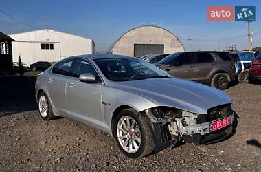 Седан Jaguar XF 2015 в  фото 6 Седан Jaguar XF 2015 в