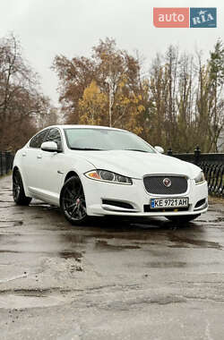 Седан Jaguar XF 2015 в Харькове