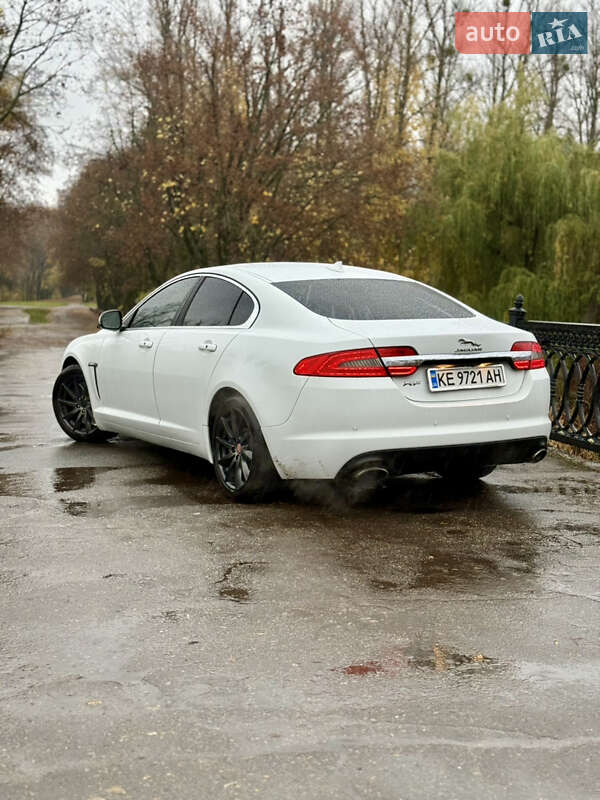 Седан Jaguar XF 2015 в Харькове фото 5 Седан Jaguar XF 2015 в Харькове