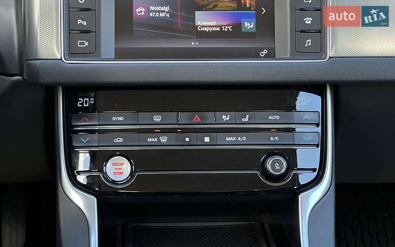 Седан Jaguar XF 2017 в Львове фото 13 Седан Jaguar XF 2017 в Львове