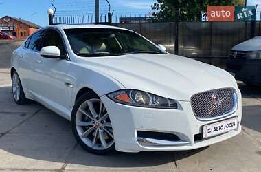 Седан Jaguar XF 2014 в Киеве
