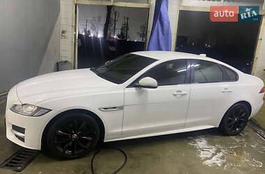 Седан Jaguar XF 2017 в Киеве