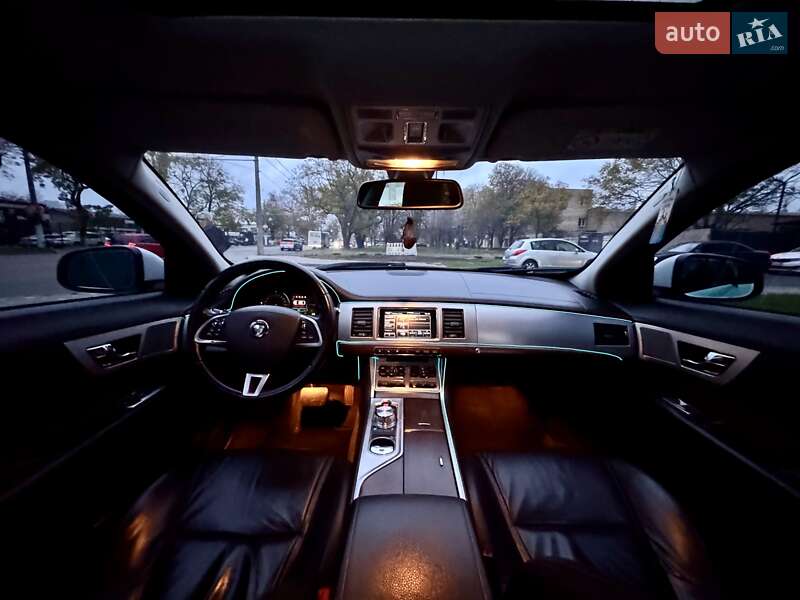 Седан Jaguar XF 2014 в Одессе фото 75 Седан Jaguar XF 2014 в Одессе