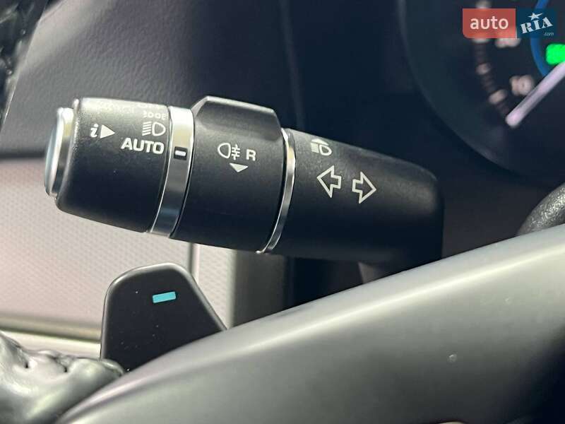 Седан Jaguar XF 2016 в Одесі