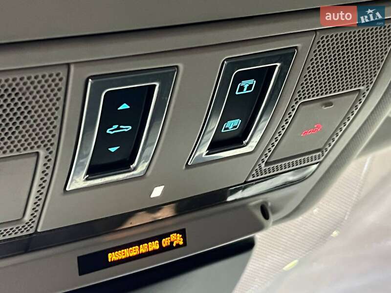 Седан Jaguar XF 2016 в Одесі