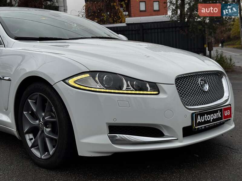 Седан Jaguar XF 2013 в Киеве фото 7 Седан Jaguar XF 2013 в Киеве