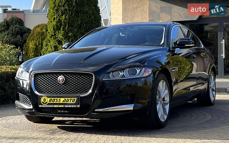 Седан Jaguar XF 2019 в Львове