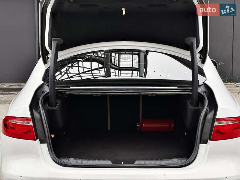 Седан Jaguar XF 2015 в Киеве фото 17 Седан Jaguar XF 2015 в Киеве