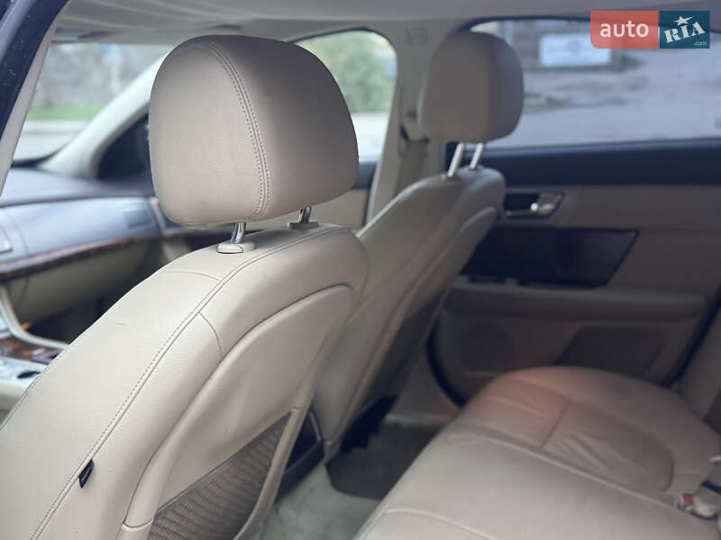 Седан Jaguar XF 2008 в Одессе